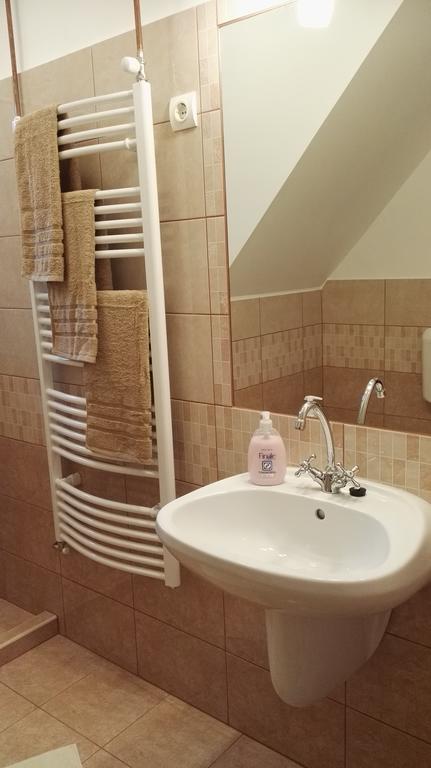 Agnes Vendeghaz Apartment Гюла Екстериор снимка